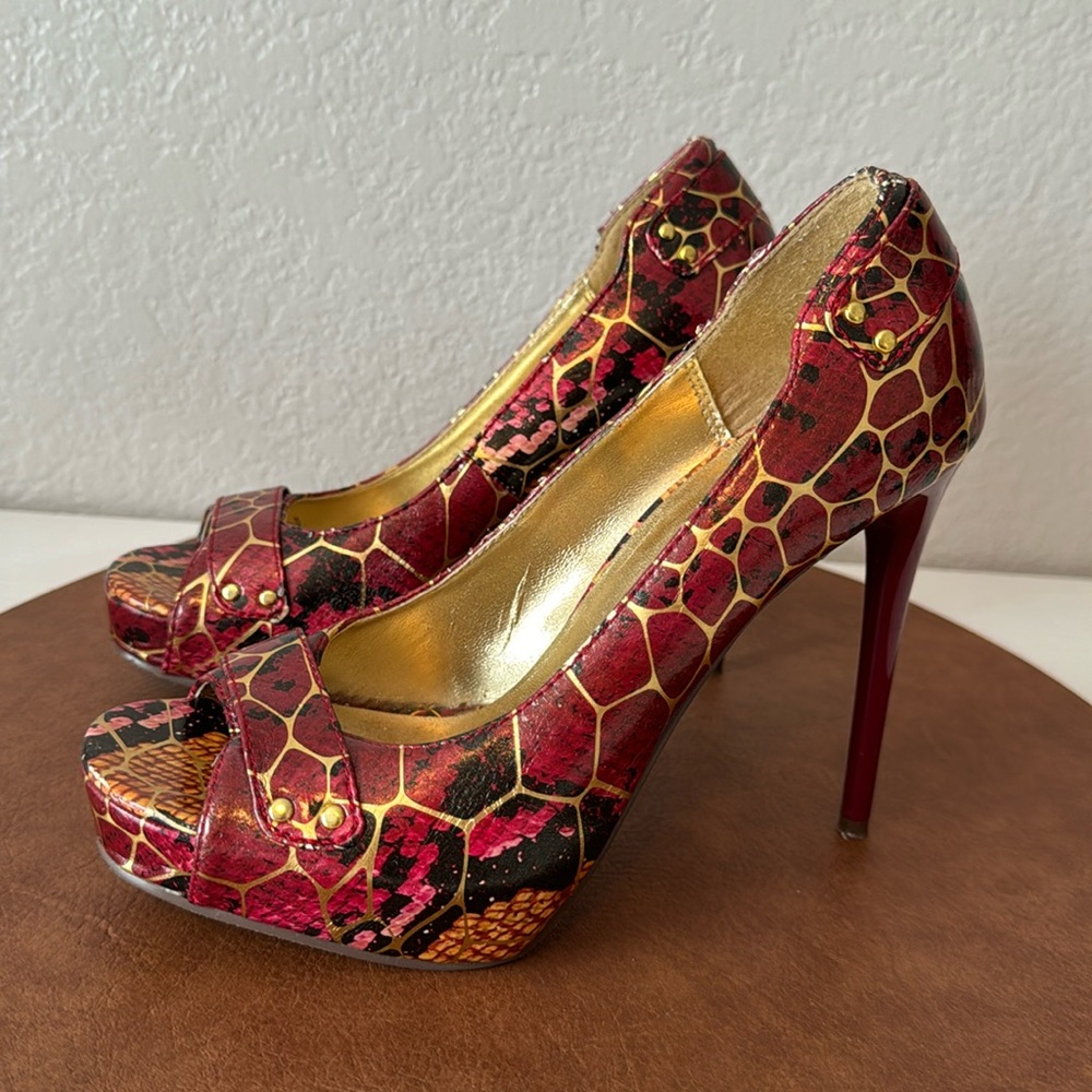 Michael Antonio | Peep Toe Pumps